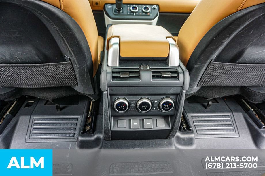 2023 Land Rover Defender 130 SE