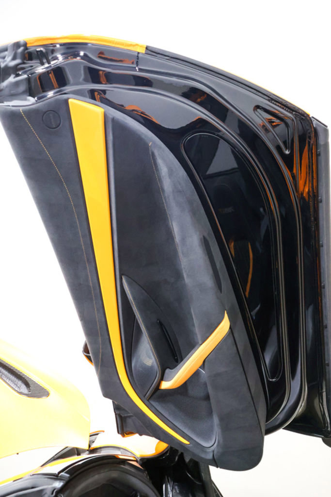 Used 2022 McLaren 765LT photo 49