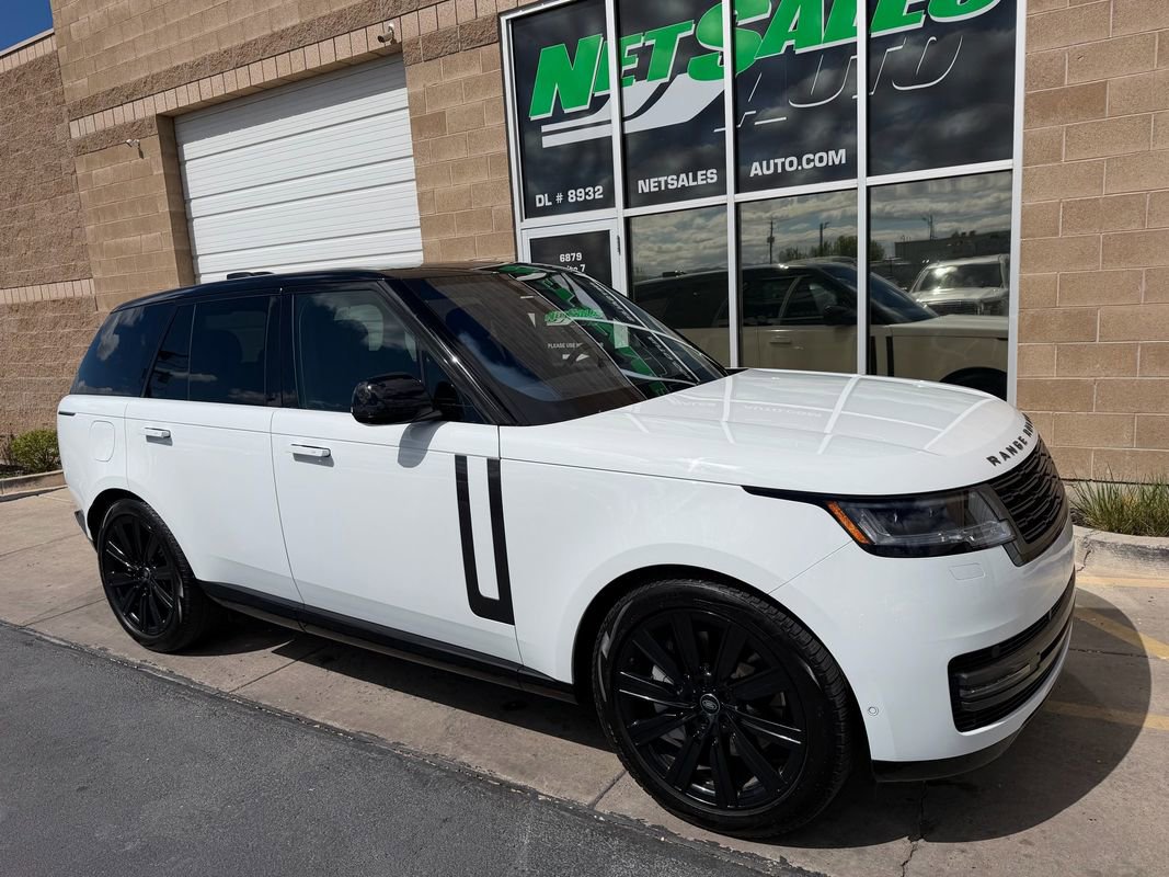 2023 Land Rover Range Rover SE