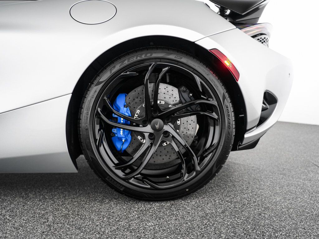 New 2027 McLaren 750S photo 34