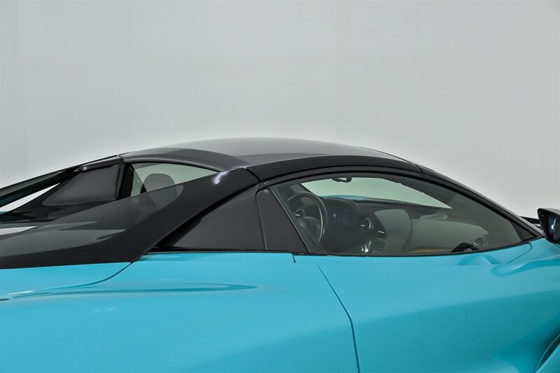 Used 2022 McLaren 720S Performance photo 38