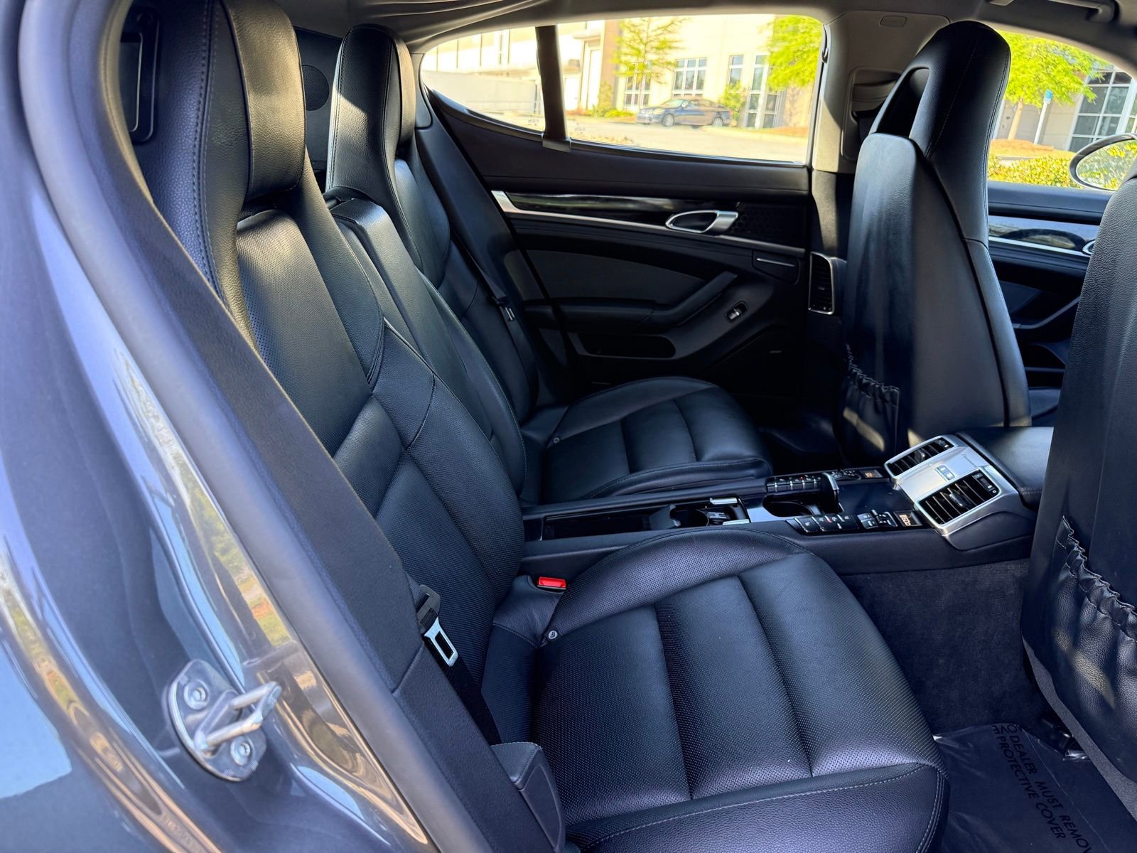 2015 Porsche Panamera 4