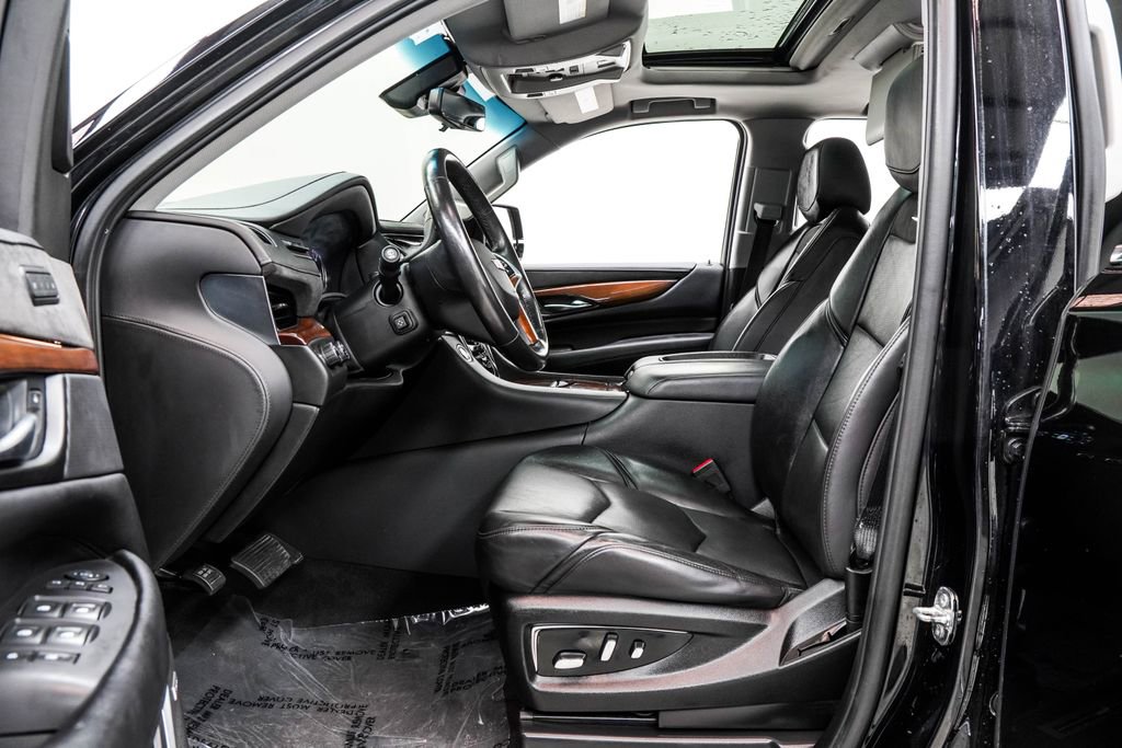 2020 Cadillac Escalade Luxury