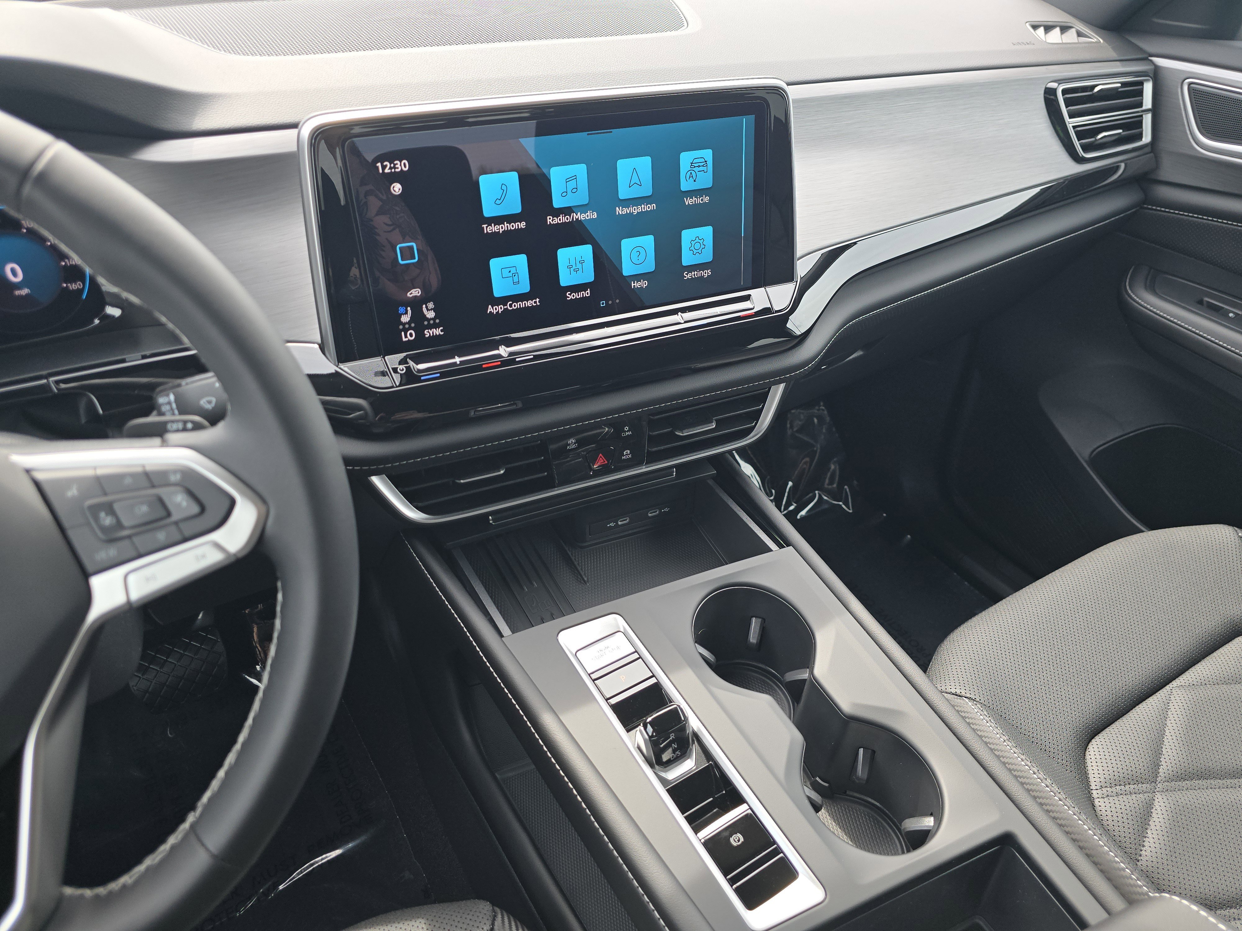 2026 Volkswagen Atlas Cross Sport SE