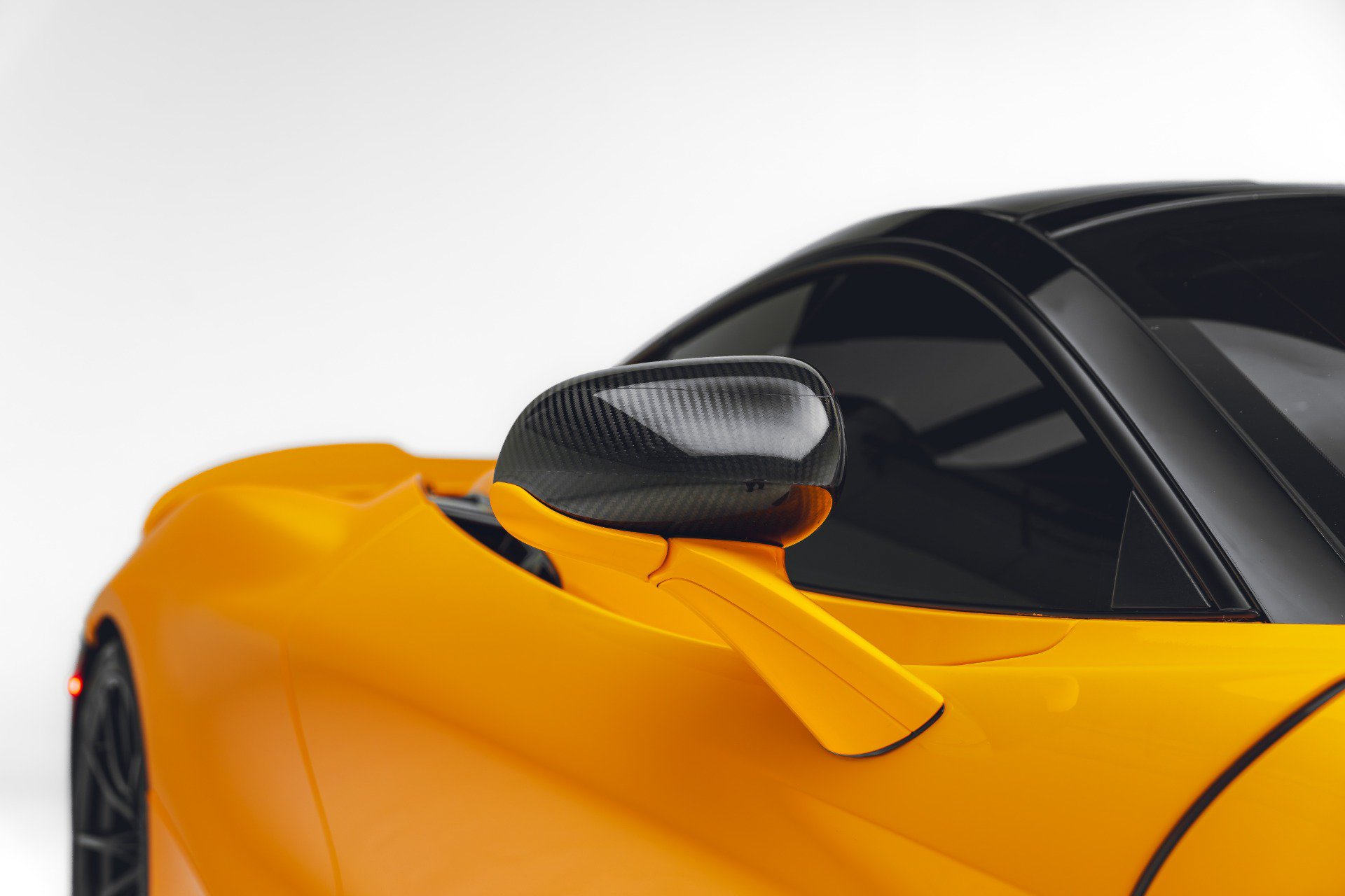 Used 2021 McLaren 765LT photo 28