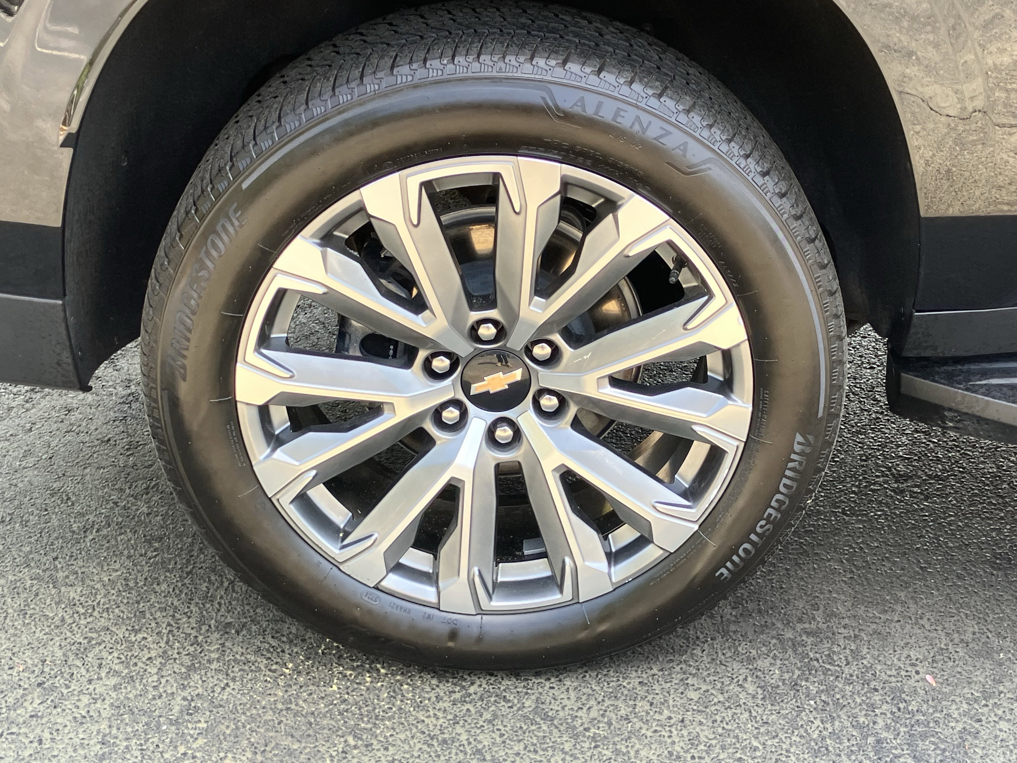 2025 Chevrolet Suburban High Country