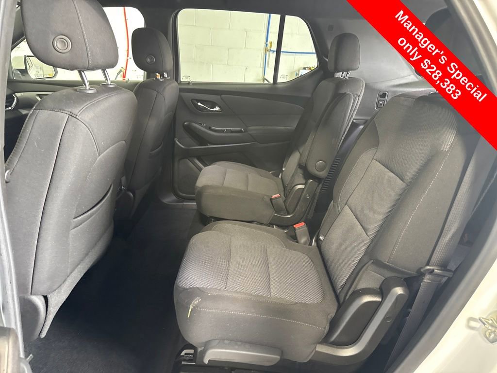 2023 Chevrolet Traverse LT