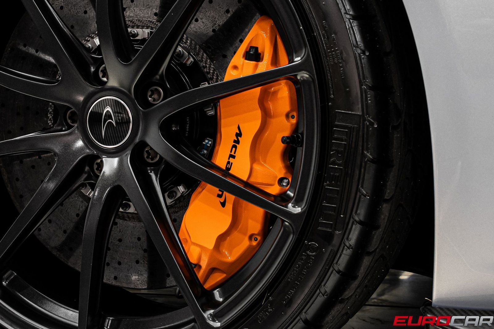 Used 2016 McLaren 675LT Spider photo 31