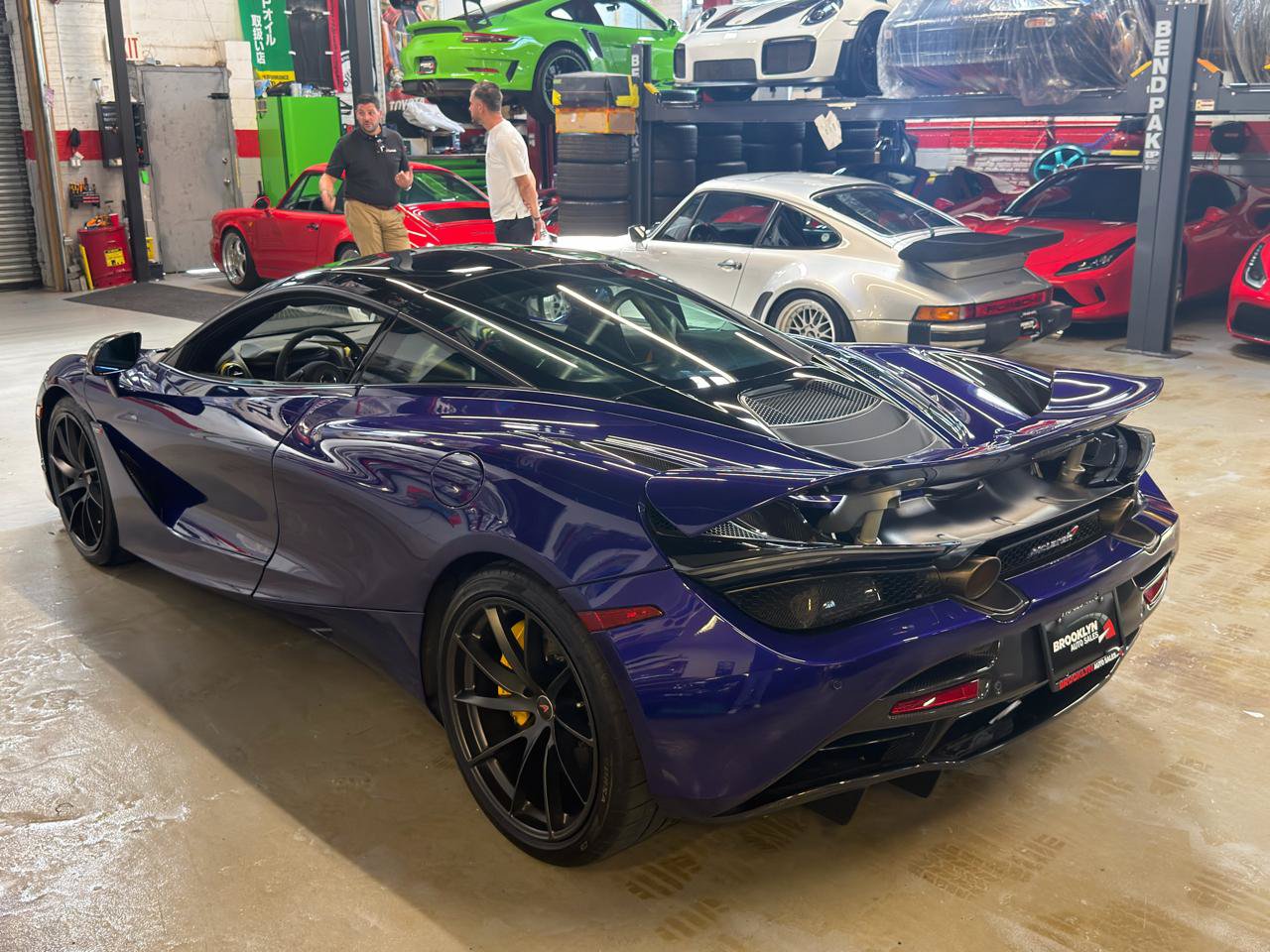 Used 2018 McLaren 720S photo 13