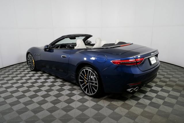 2026 Maserati GranCabrio Modena