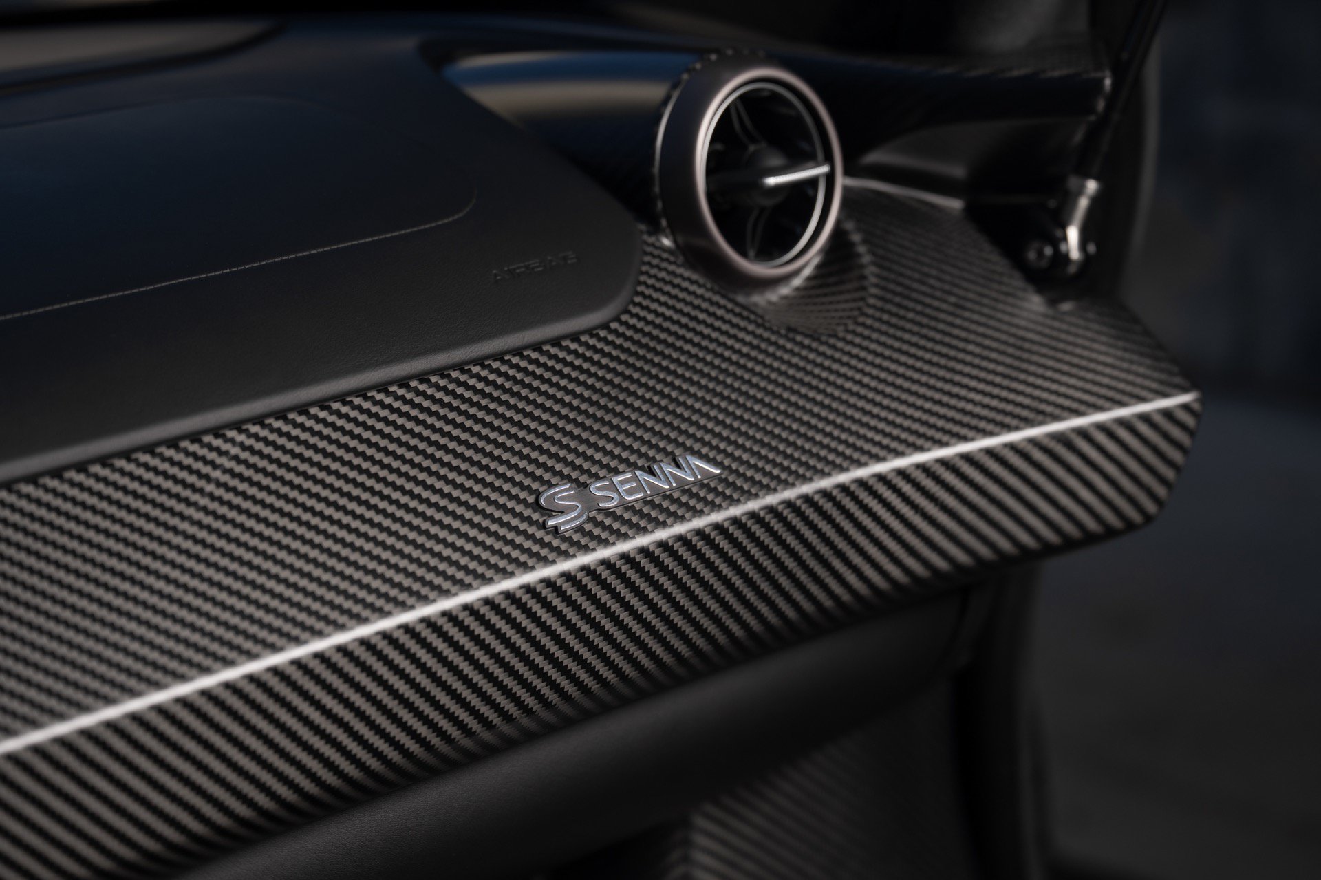 Used 2019 McLaren Senna photo 95