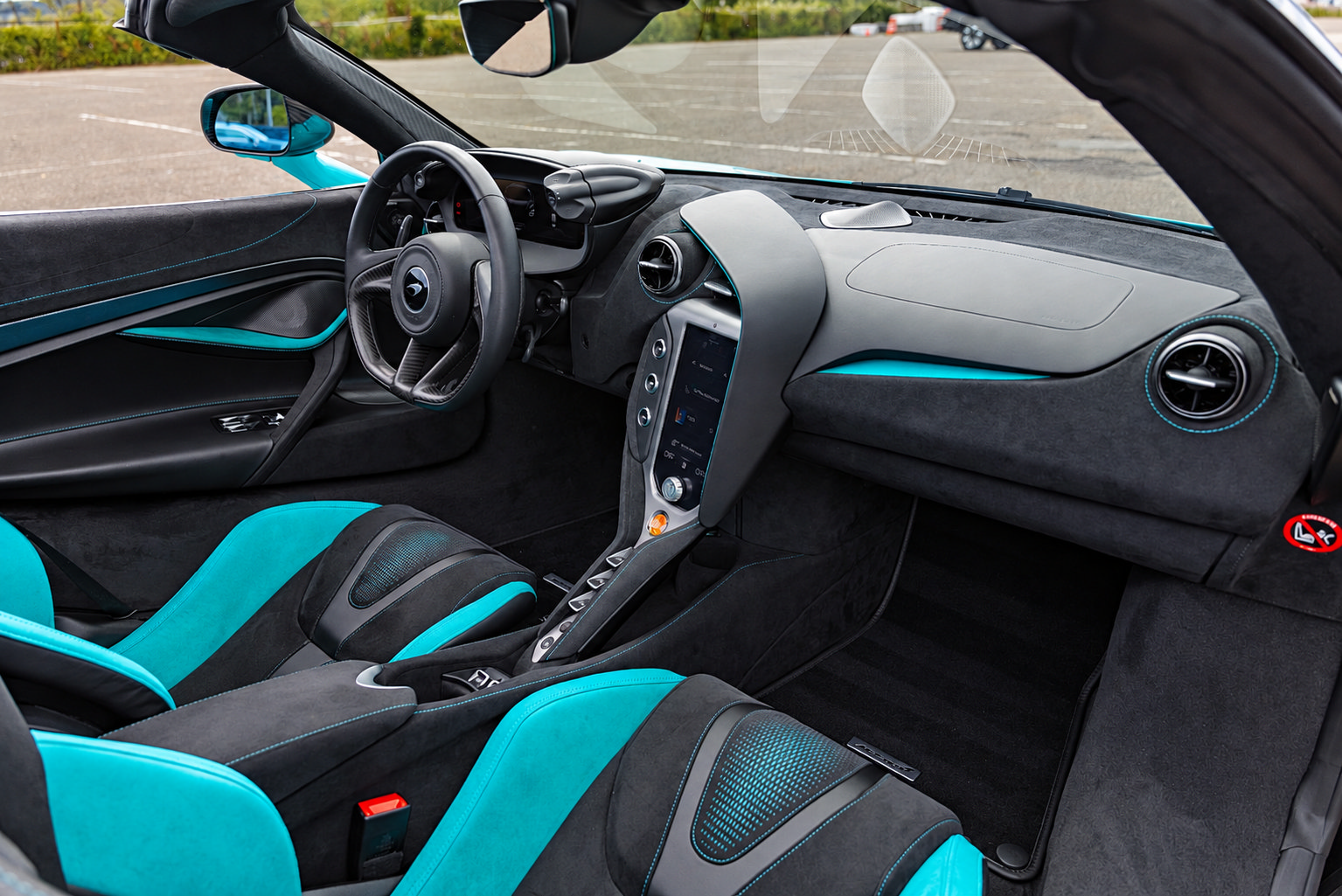 Used 2027 McLaren 750S Spider photo 15