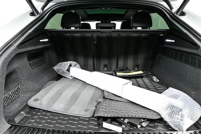 2025 Audi Q8 Premium