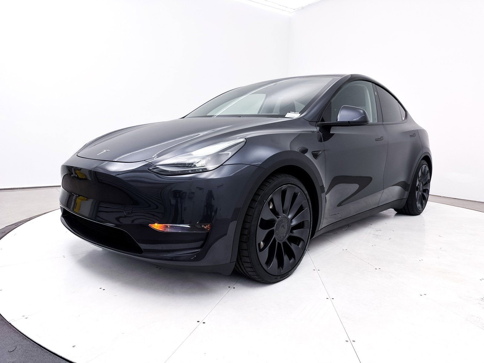2024 Tesla Model Y Performance