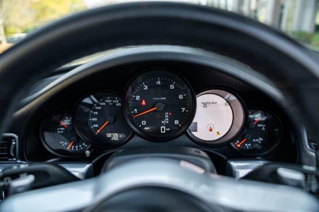 2019 Porsche 911 Carrera