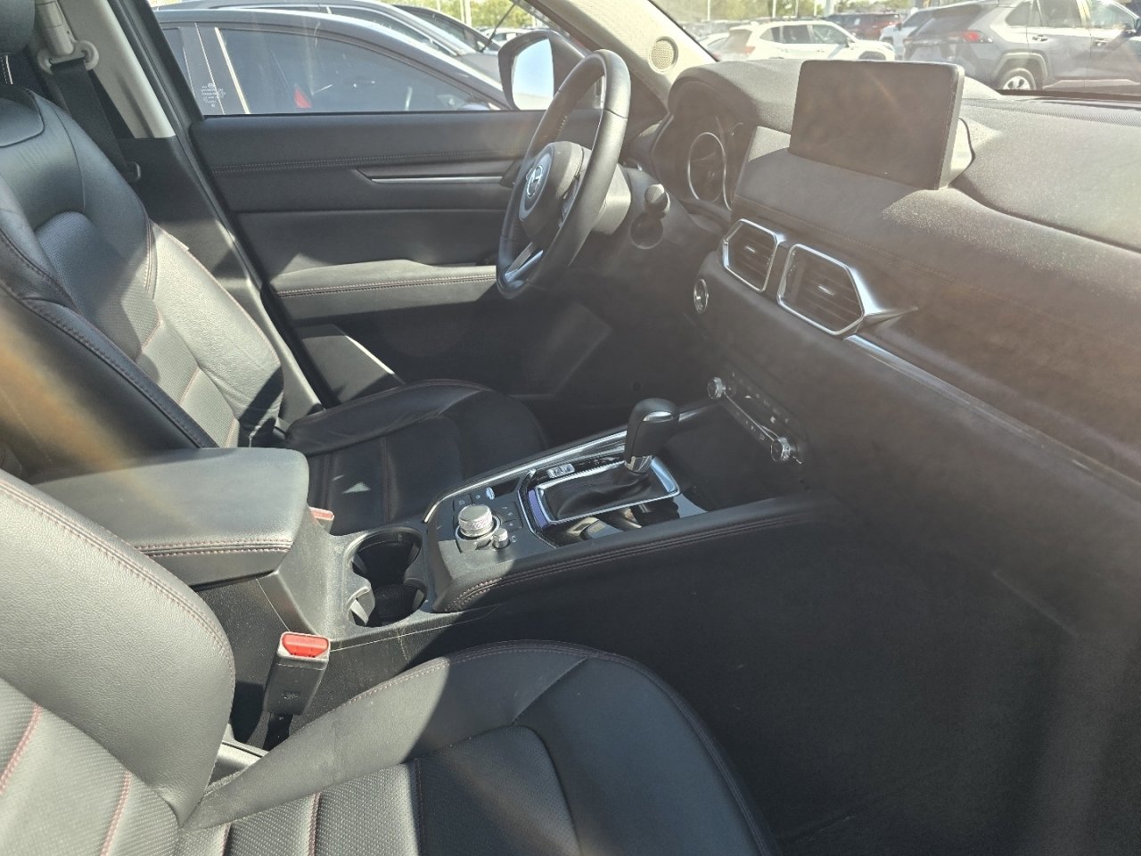 2023 MAZDA Cx-5 Carbon Edition