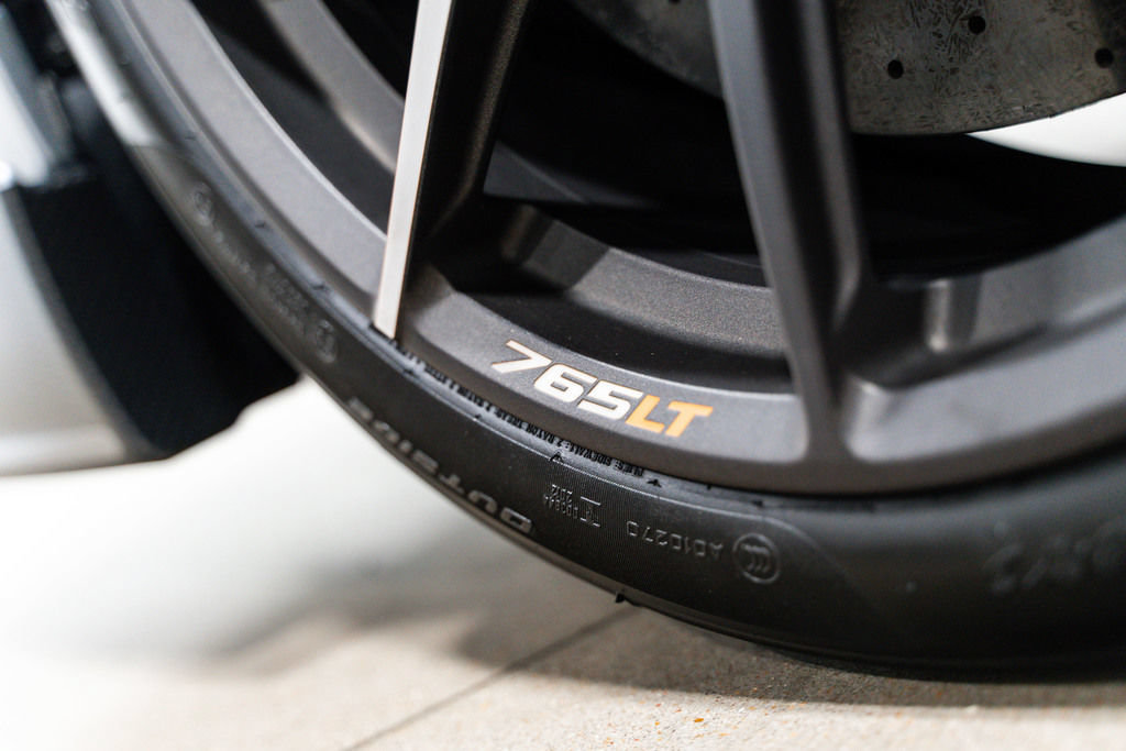 Used 2022 McLaren 765LT photo 8