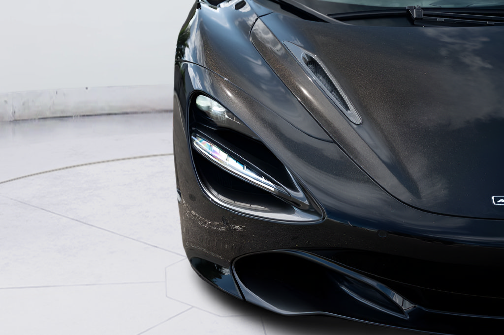 Used 2019 McLaren 720S photo 9