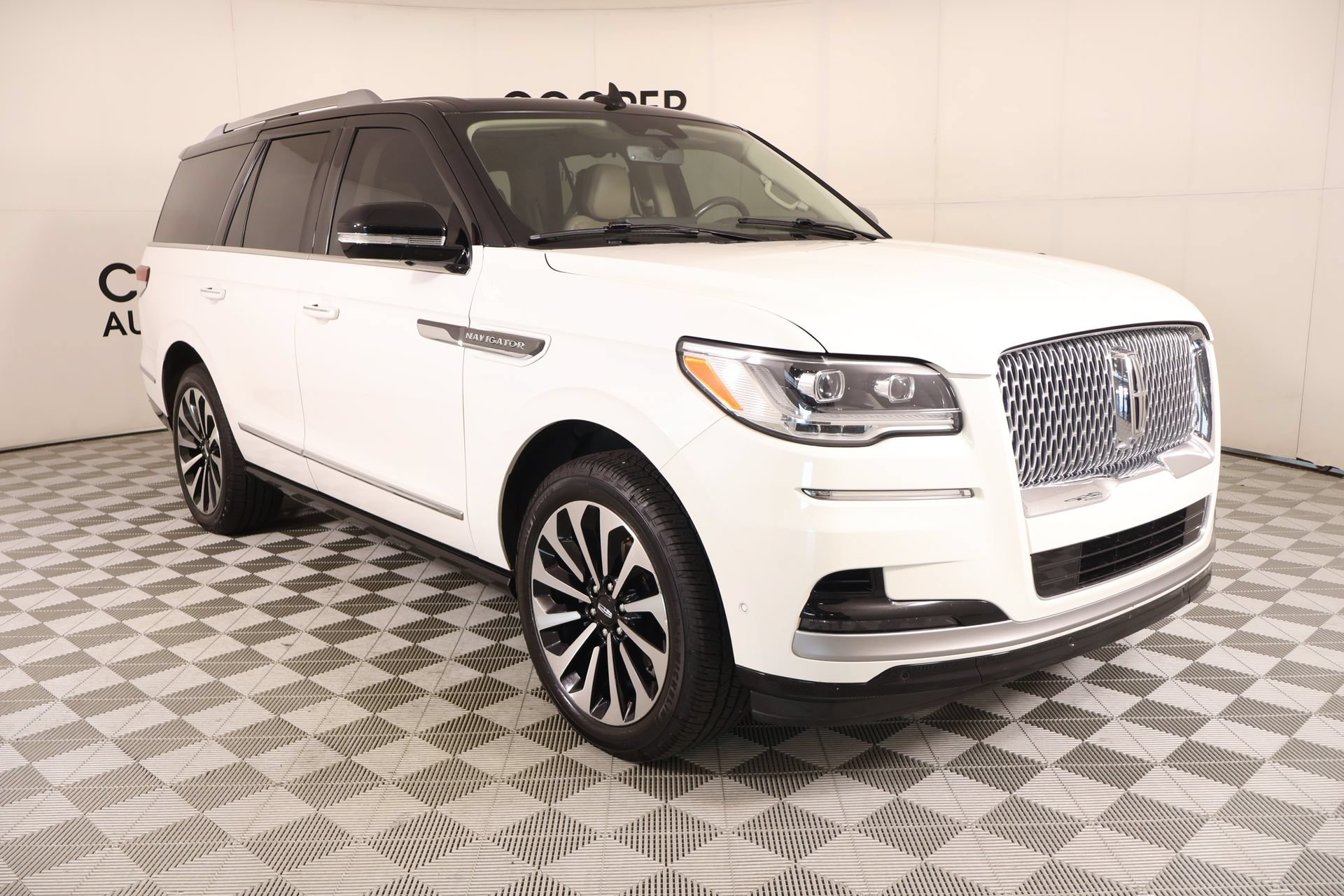 Used 2023 Lincoln Navigator Reserve