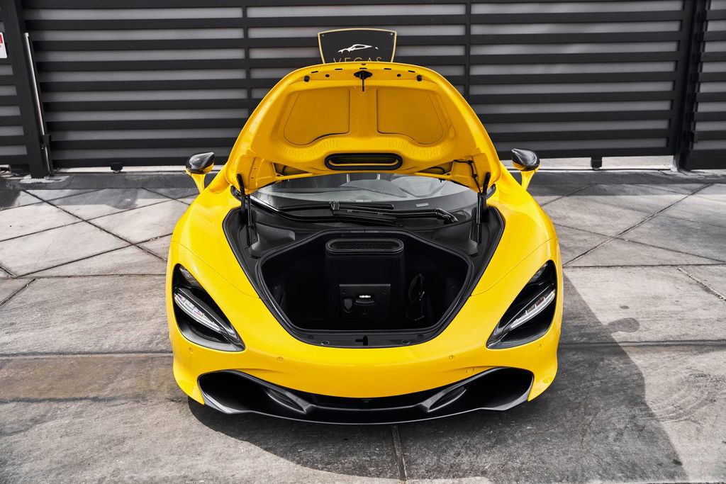 Used 2021 McLaren 720S Luxury photo 19