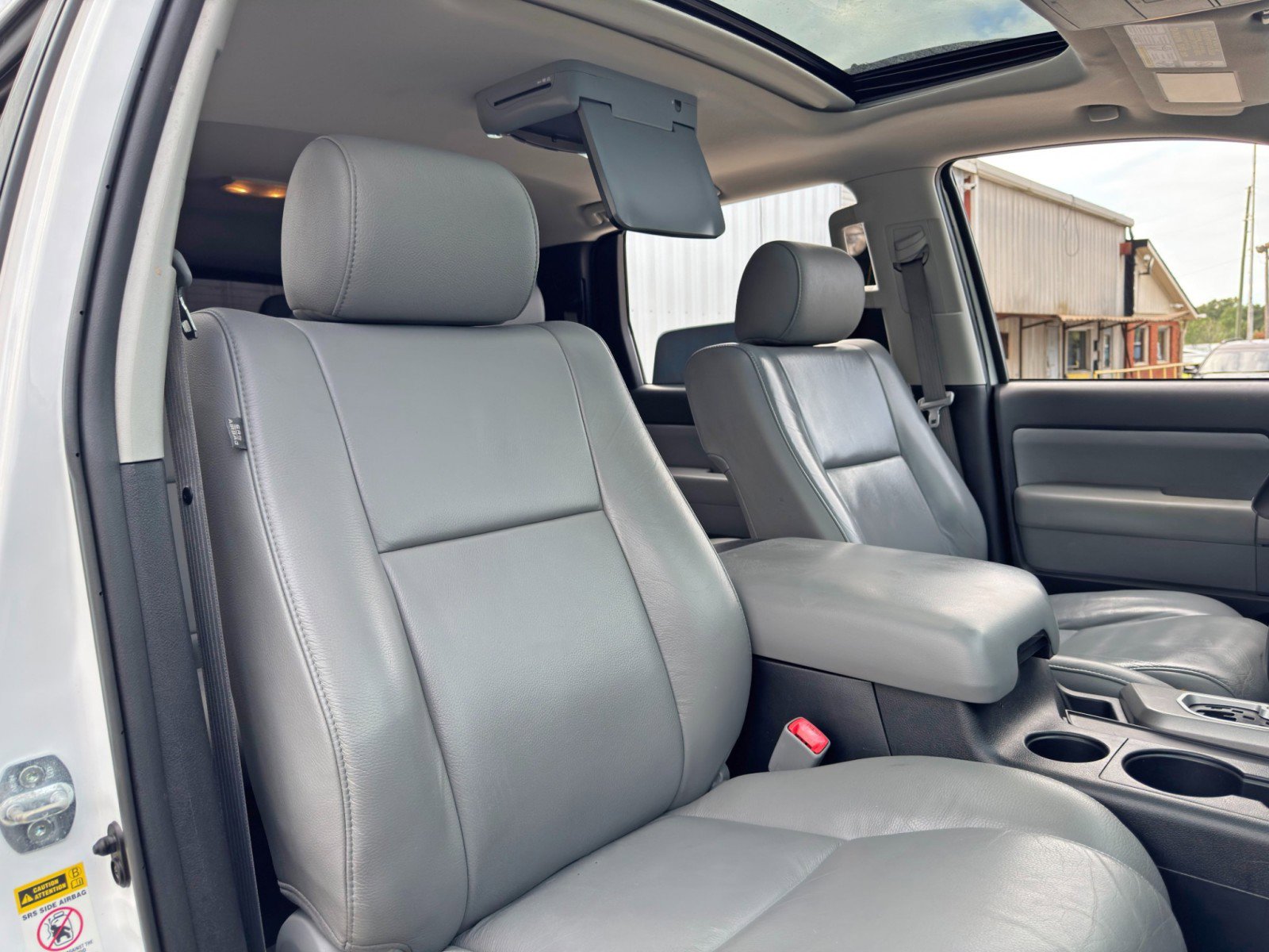 2016 Toyota Sequoia SR5