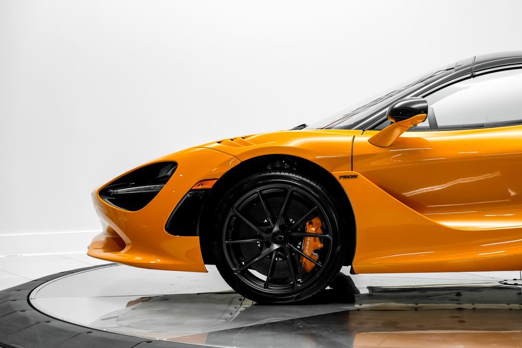 Used 2026 McLaren 750S Spider photo 14
