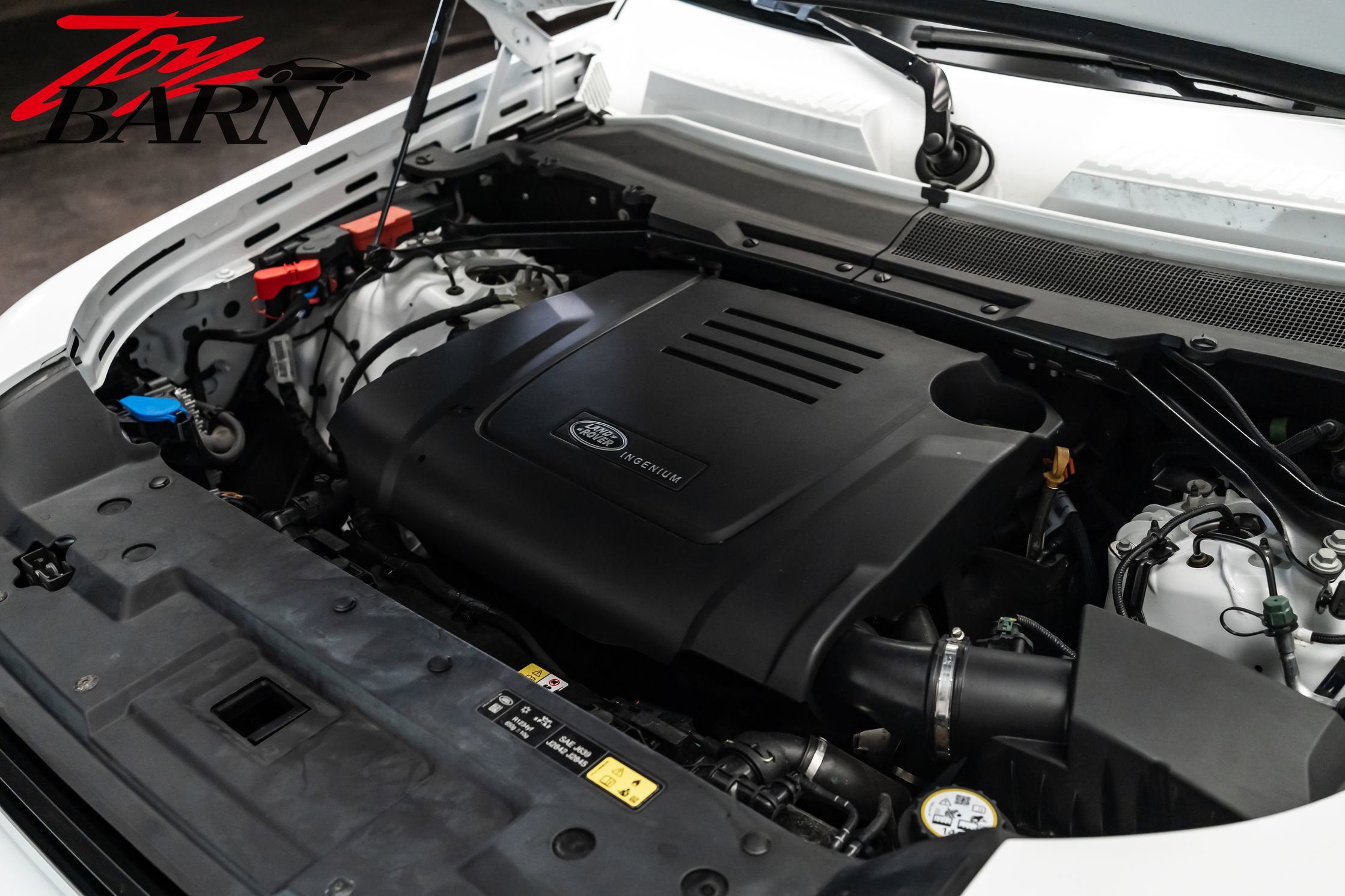 2024 Land Rover Defender 110 S