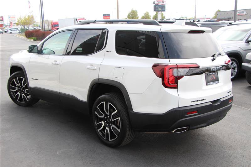 2021 GMC Acadia SLT