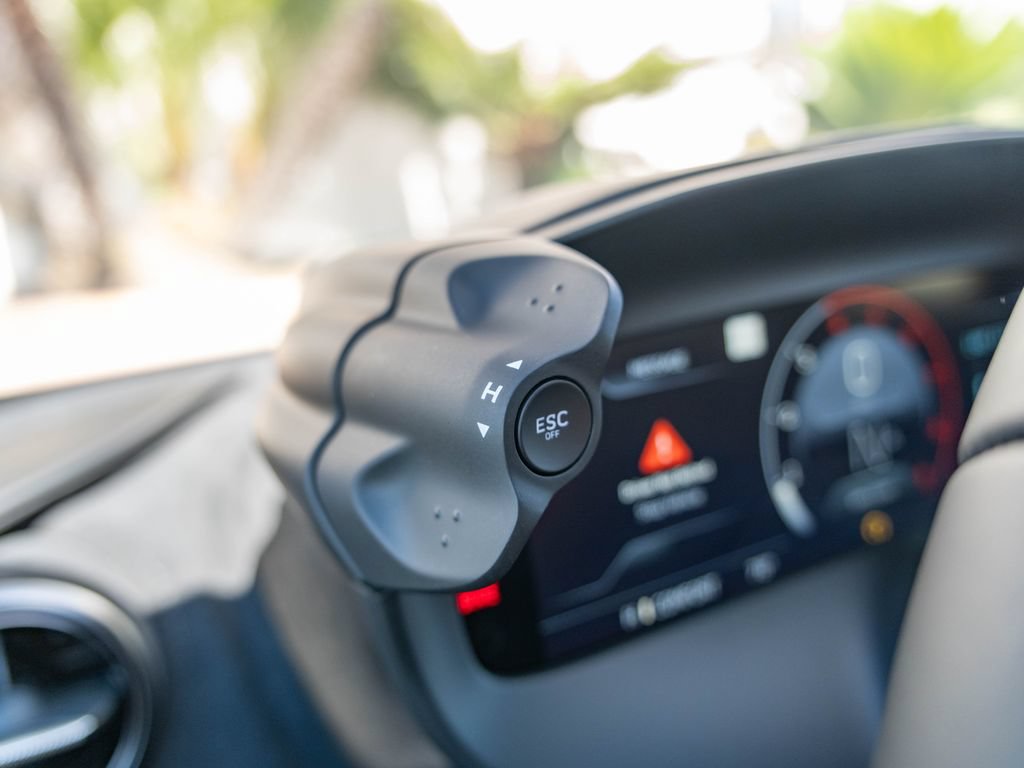 New 2026 McLaren 750S photo 15