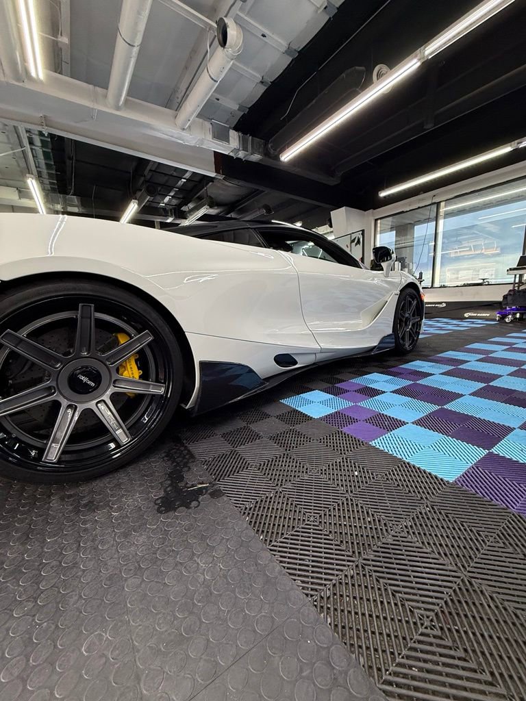 Used 2018 McLaren 720S Performance photo 11