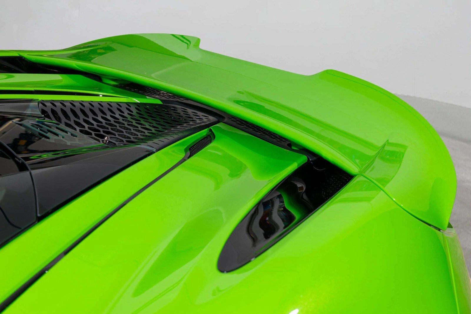 New 2026 McLaren 750S photo 35