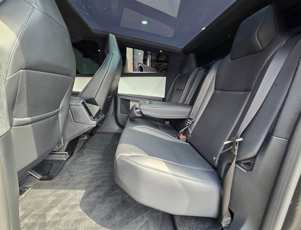 2024 Tesla Cybertruck AWD Crew Cab