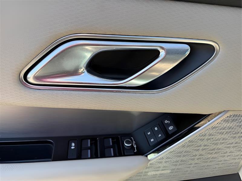 2018 Land Rover Range Rover Velar R-Dynamic SE