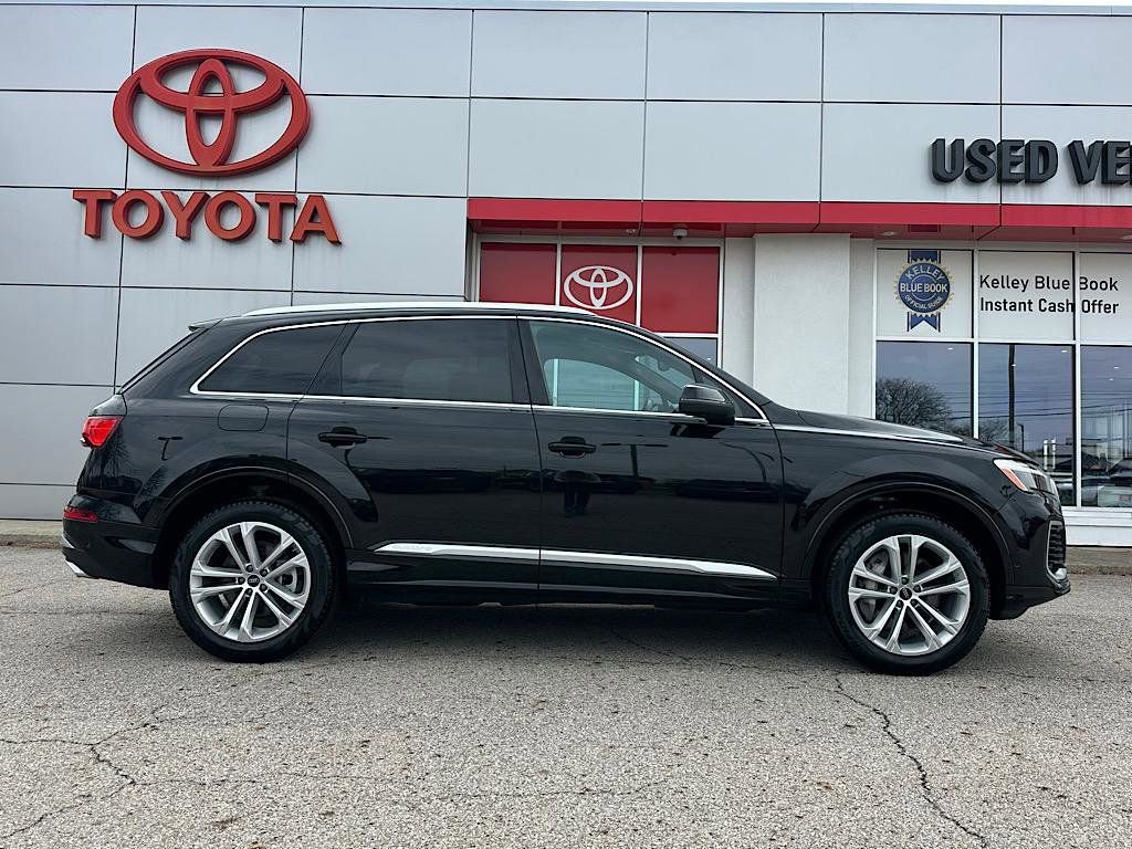 2025 Audi Q7 3.0T Premium Plus