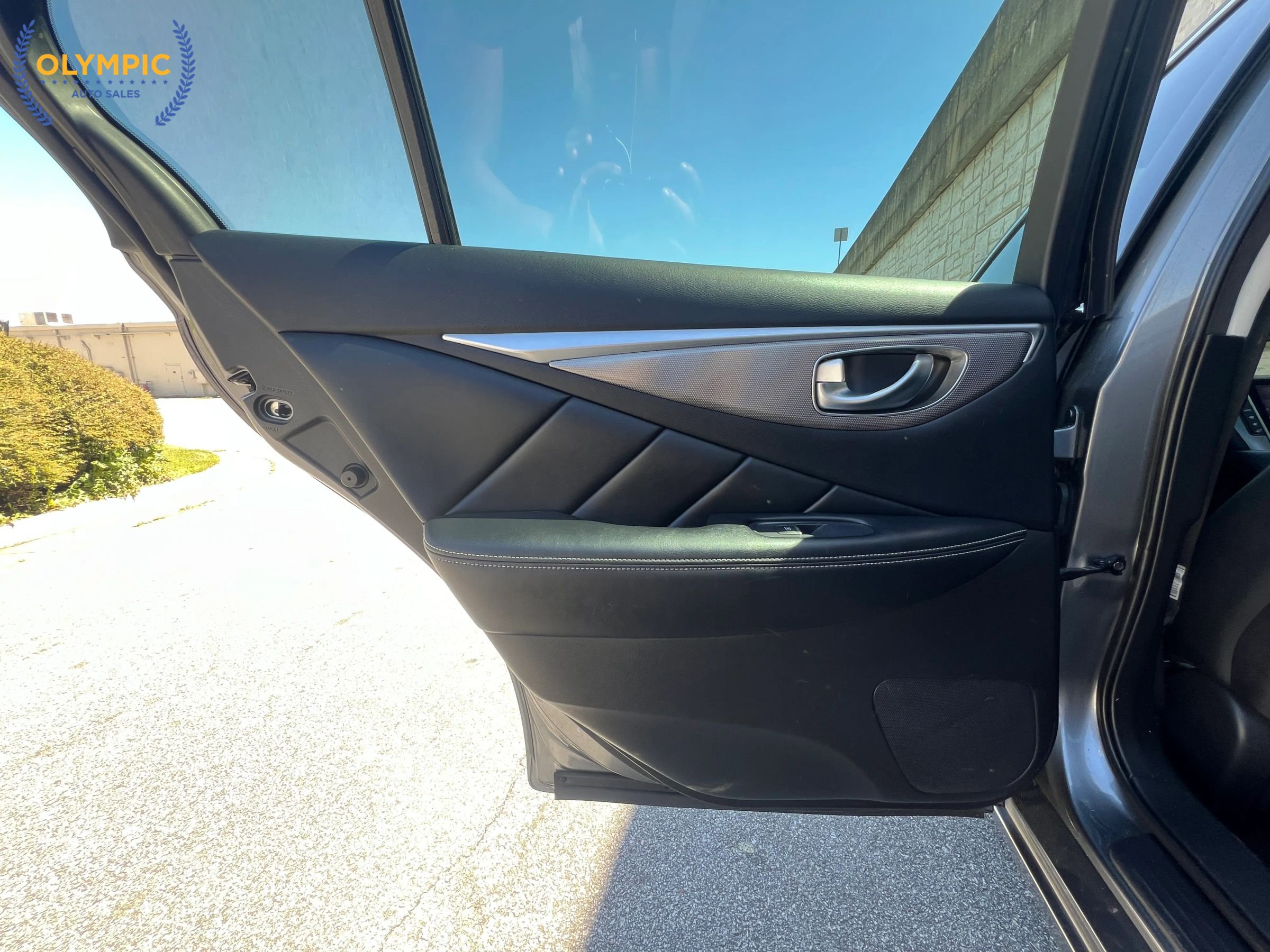 2014 INFINITI Q50 Premium