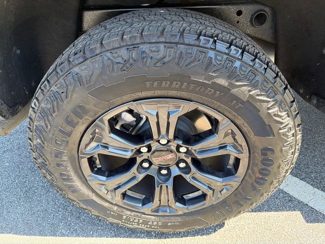 2025 GMC Canyon Elevation