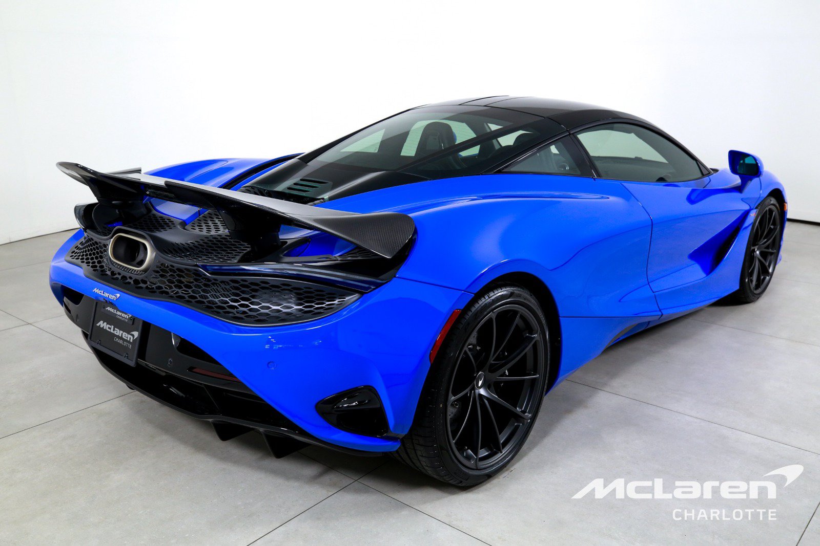 New 2027 McLaren 750S photo 9