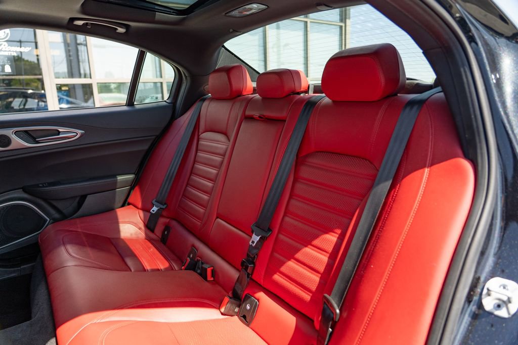 2022 Alfa Romeo Giulia Veloce