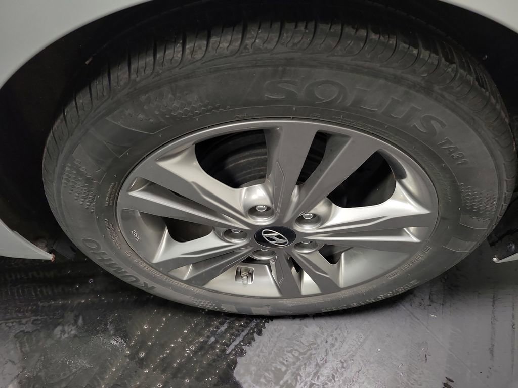 2017 Hyundai Elantra Value Edition