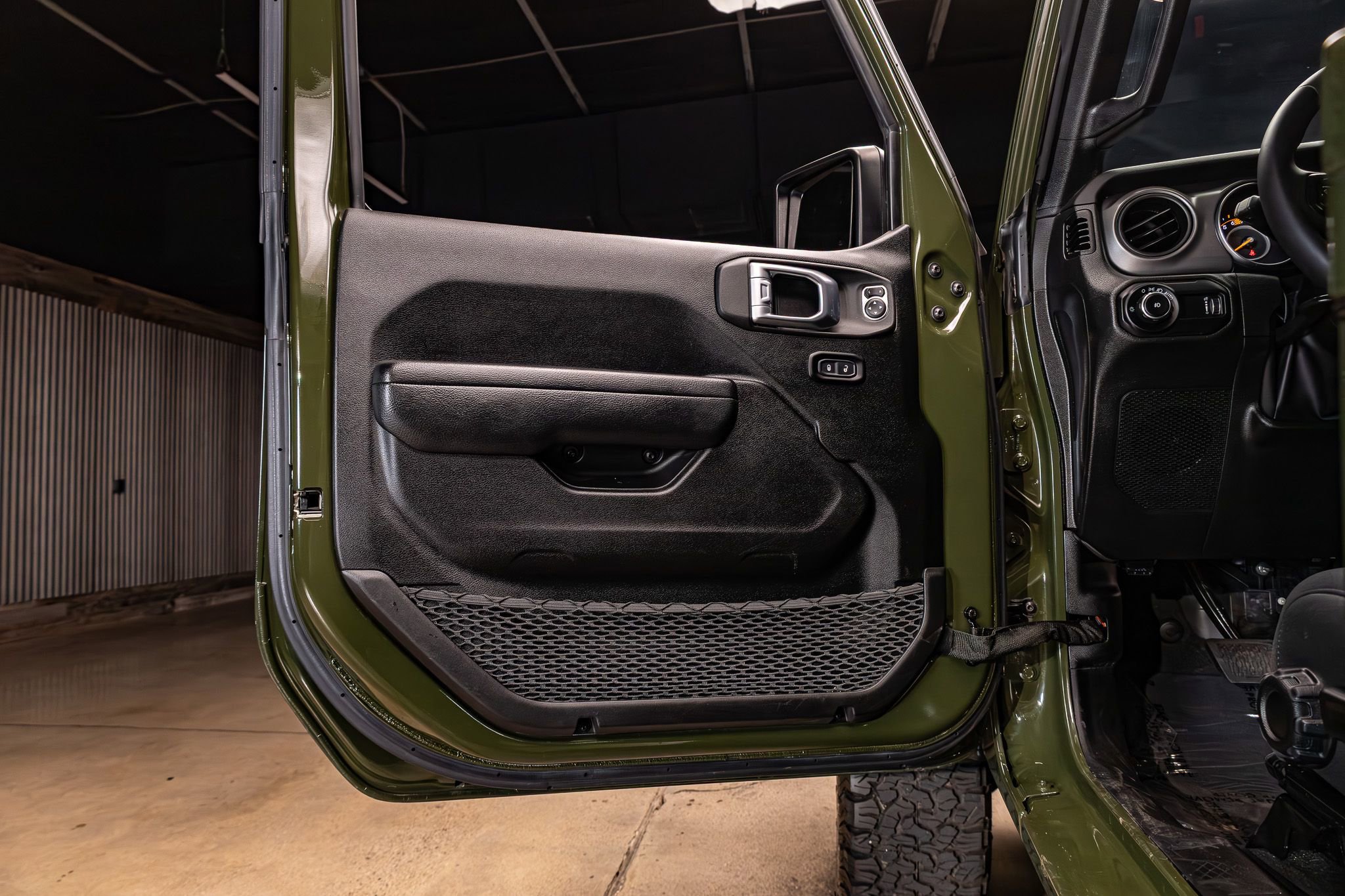 2023 Jeep Wrangler Unlimited Sport