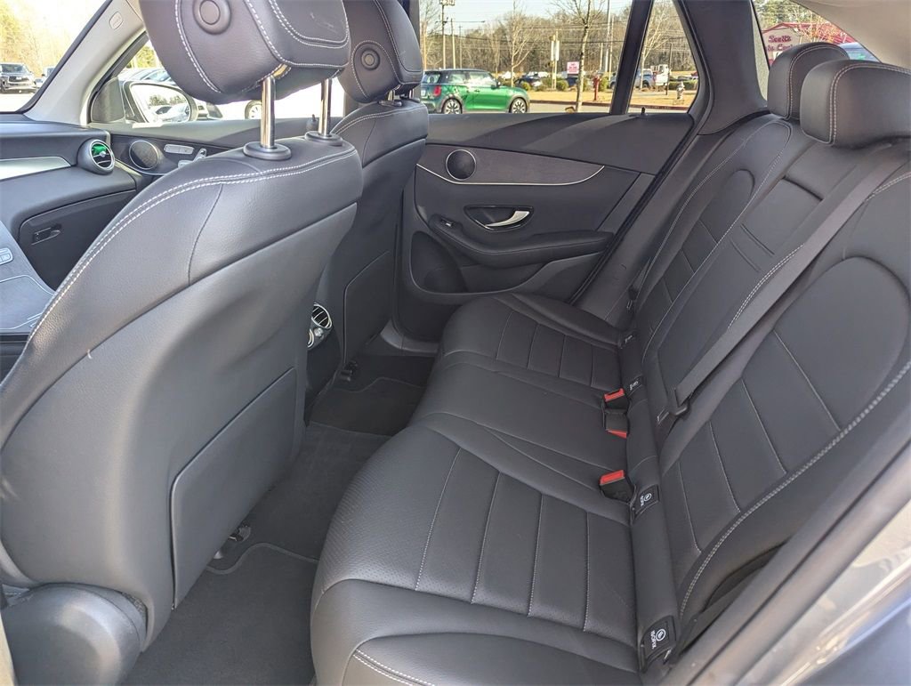 2022 Mercedes-Benz GLC 300