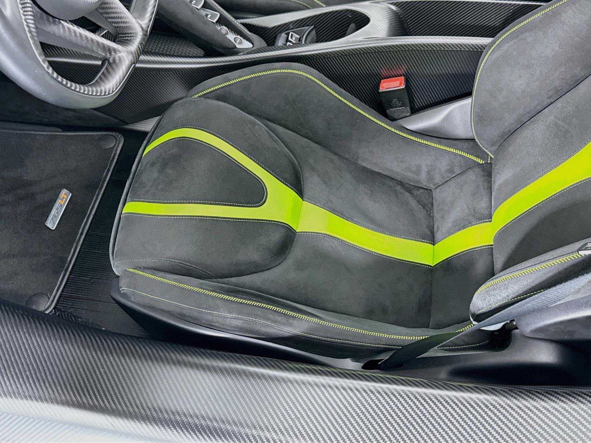 Used 2022 McLaren 765LT photo 21