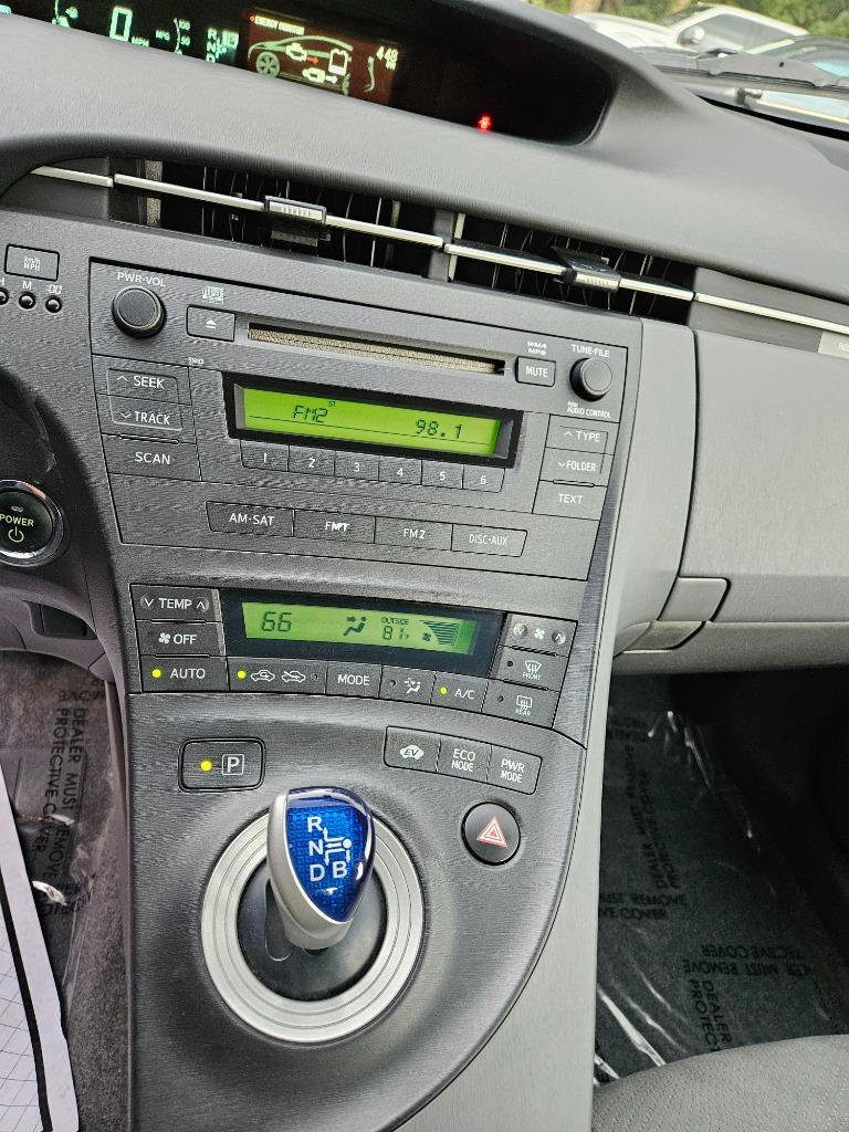 2010 Toyota Prius Two