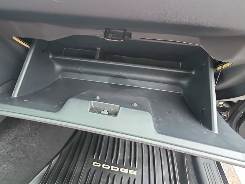 2014 Dodge Challenger SXT Plus