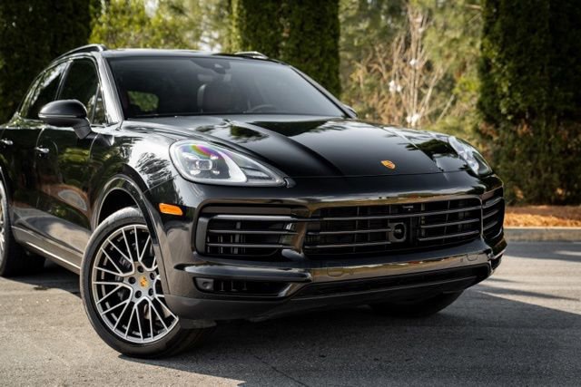 2023 Porsche Cayenne Platinum Edition