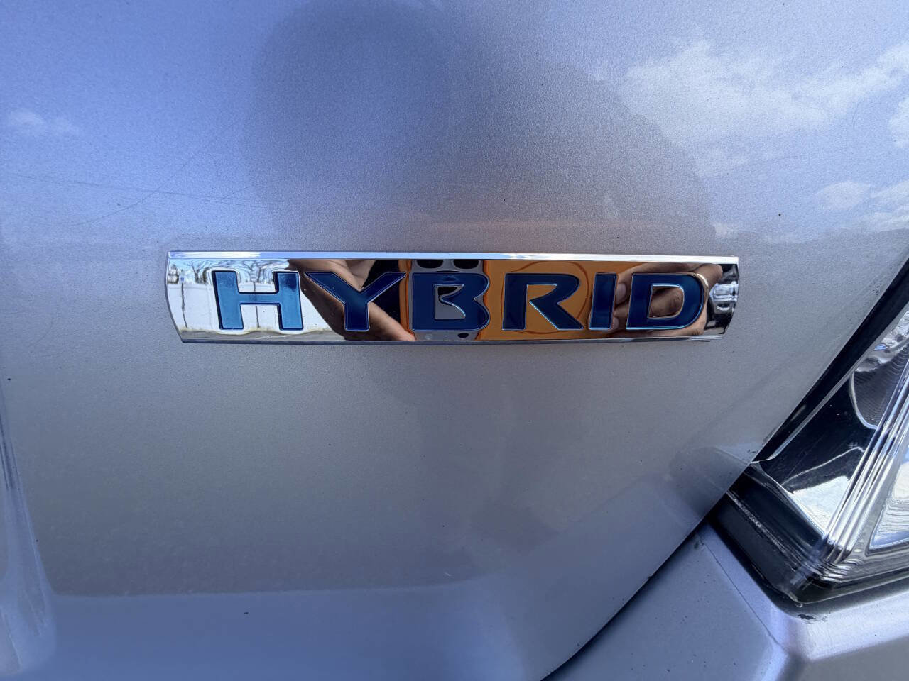 2010 Nissan Altima Hybrid Sedan