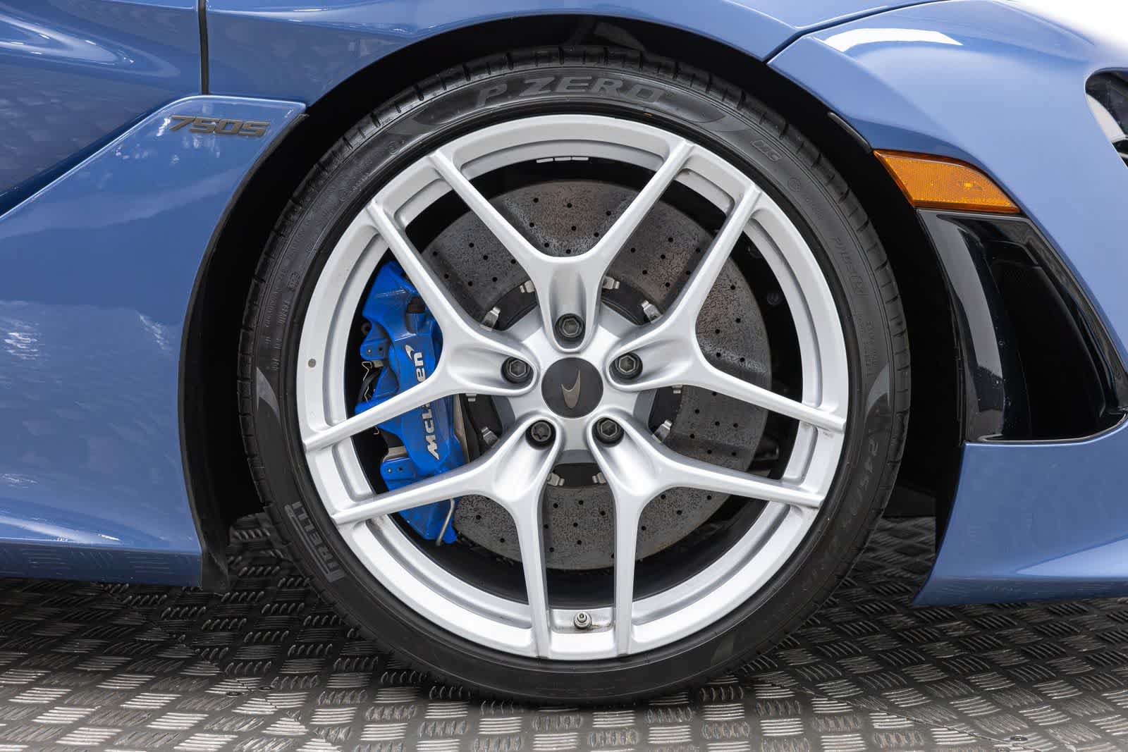 Used 2026 McLaren 750S Spider photo 42