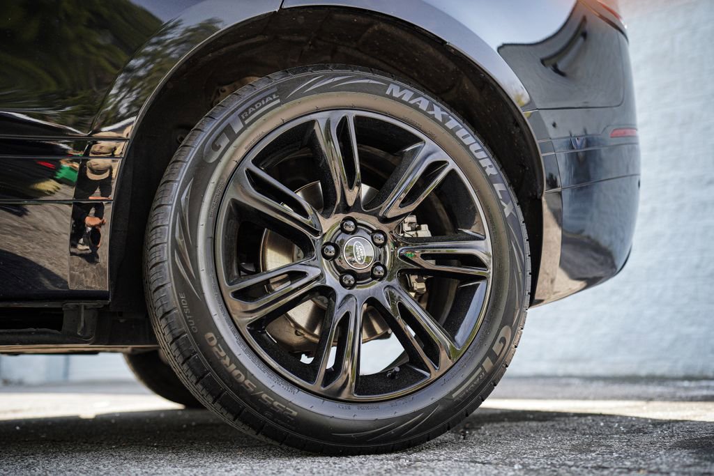 2022 Land Rover Range Rover Velar R-Dynamic S