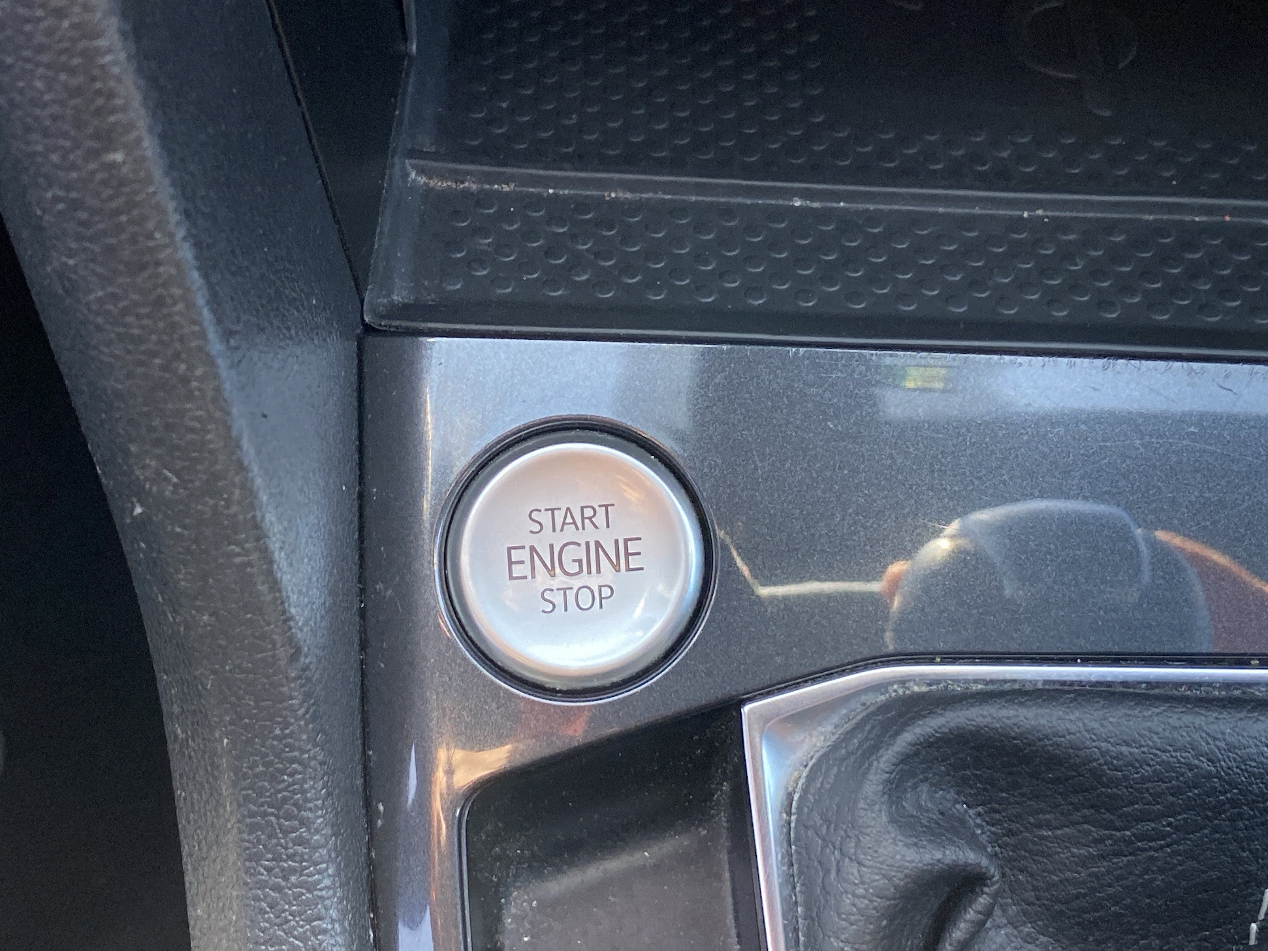 2023 Volkswagen Tiguan SE R-Line