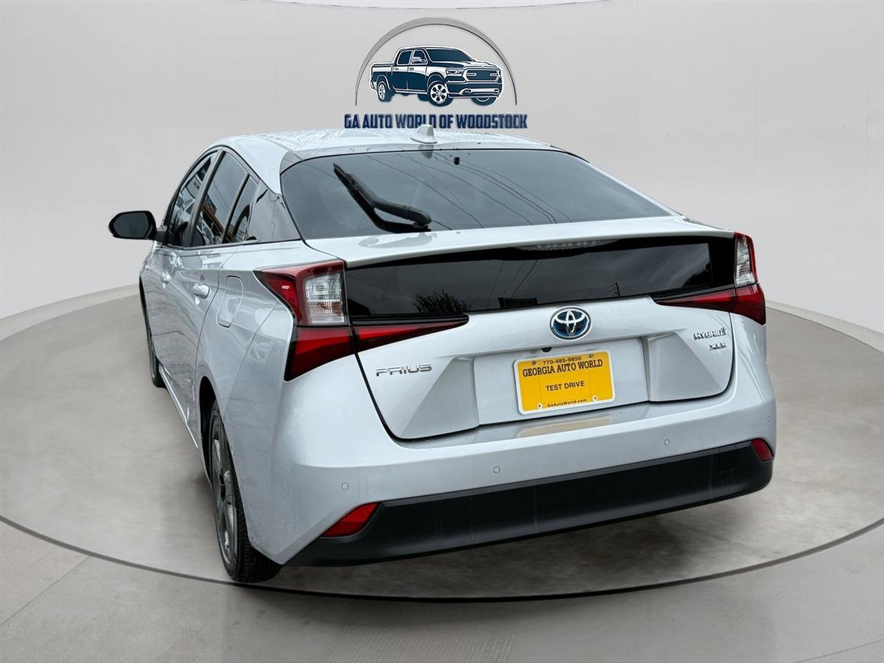 2021 Toyota Prius XLE